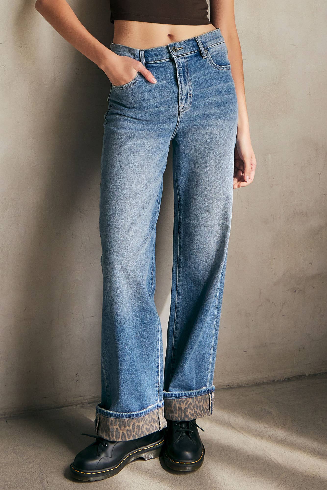Hidden Jeans - DAD JEANS WITH CHEETAH CUFF